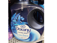 Downy Ultra Soft + Balance Fabric Softener, Crisp Rain & Blue Eucalyptus, 138 Loads, 93 fl oz/2.76 L - Image 3