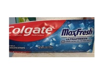 Colgate Maxfresh Anticavity Flouride Toothpaste, Cool Mint, 6.3 oz/178 g, Pack Of 2 - thumbnail 4