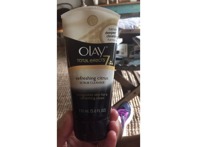 Olay Total Effects Refreshing Citrus Scrub Face Cleanser, 5 Ounce
