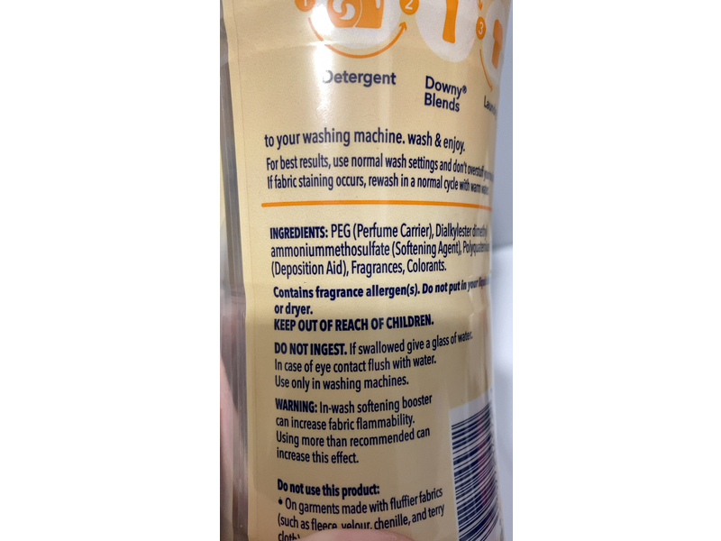 Downy Blends Soft & Fresh Laundry Softness & Scent Booster, Toasted Vanilla, 25.6 oz/725 g