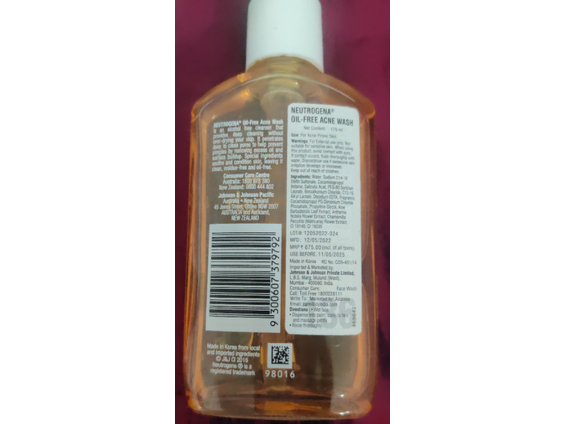 Neutrogena Acne Wash Facial Cleanser, Oil Free, 175 mL
