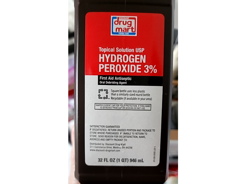 Discount Drug Mart First Aid Antiseptic Topical Solution, Hydrogen Peroxide 3%, 32 fl oz/946 mL