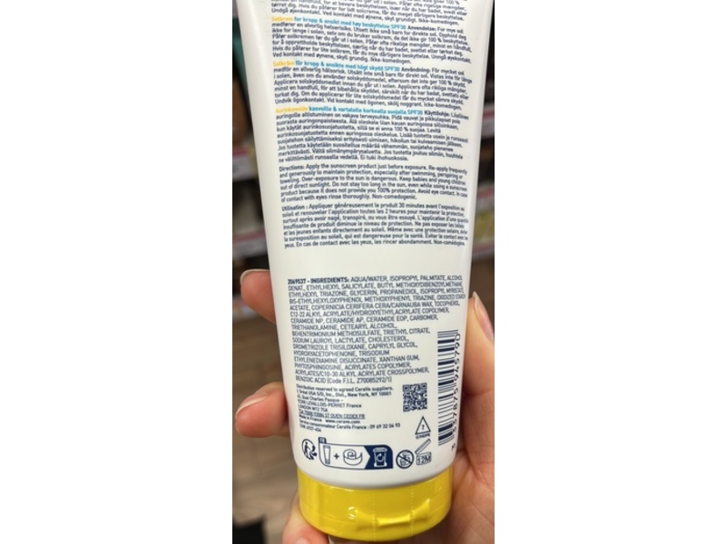 CeraVE Invisible Hydrating Sunscreen, SPF 30, Ceramides & MVE Technology, 6 fl oz/177 mL