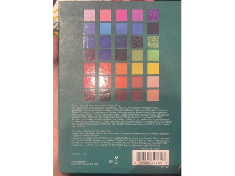 Rio De Janeiro Duo-Finish Eyeshadow Makeup Palette