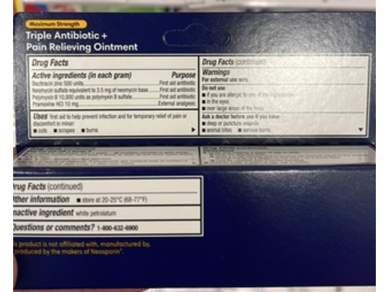 Kroger Maximum Strength Triple Antibiotic+ Pain Relieving Ointment, 1 oz/28 g