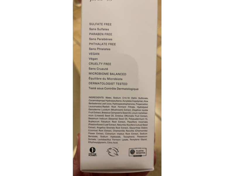 Iota Supervitamin + Soothing Body Wash, 10 fl oz/300 mL