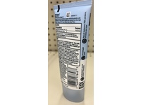 Neutrogena Ultra Sheer Dry-Touch Sunscreen, SPF 100+, 3 fl oz/88 mL - thumbnail 4