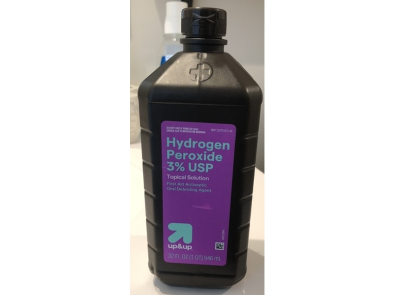 Up & Up Hydrogen Peroxide Topical Solution, 32 fl oz/946 mL