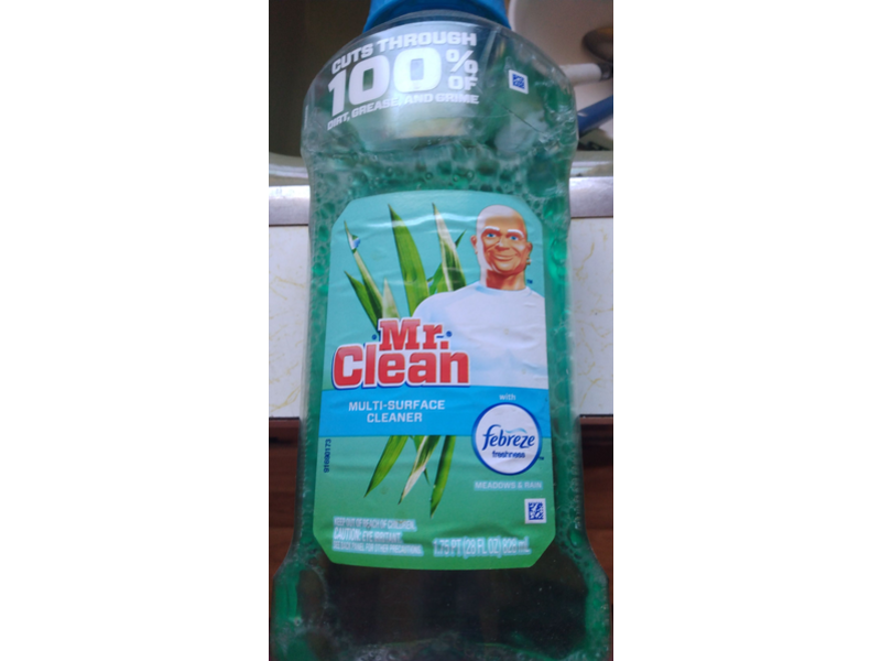 Mr.Clean Multi-Surface Cleaner Febreze, Meadows & Rain, 28 fl oz/828 mL