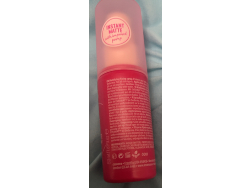 Essence Fix & Last Instant Matte Make-up Fixing Spray, 1.69 fl oz/50 mL