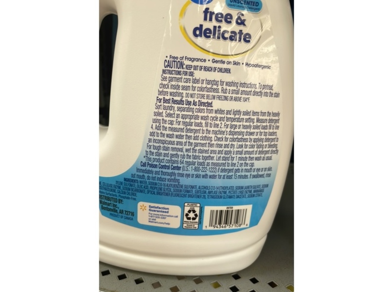 Great Value Free & Delicate Liquid Laundry Detergent, Unscented, 84 fl oz/2.48 L