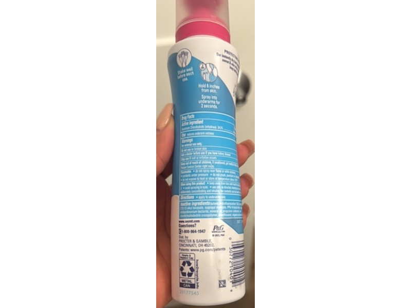 Secret Outlast Sweat & Odor Antiperspirant/Deodorant Dry Spray, Protection Powder, 4.1 oz/116 g, 3 Pack