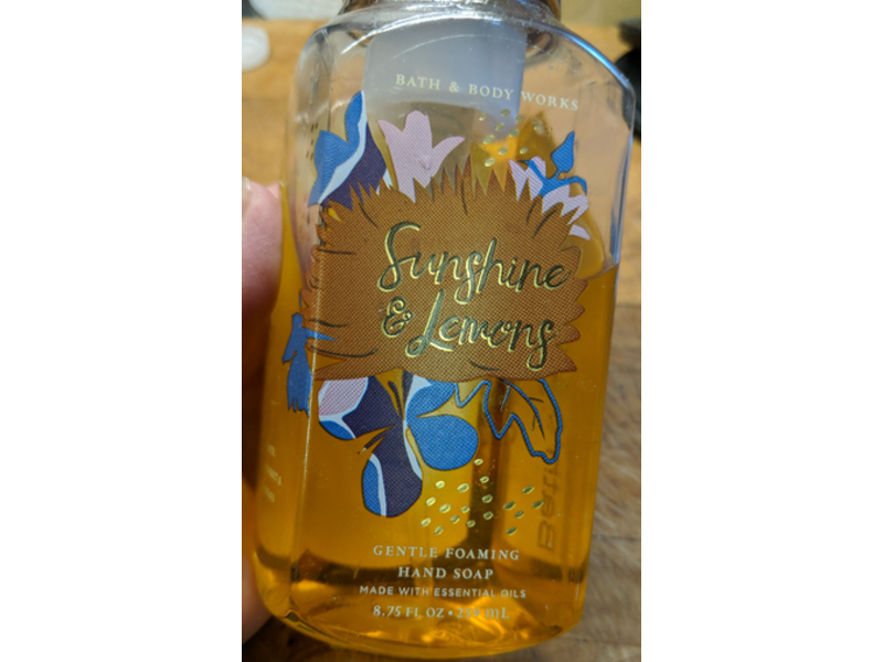 Bath & Body Works Sunshine & Lemons Gentle Foaming Hand Soap, 8.75 fl oz/259 mL