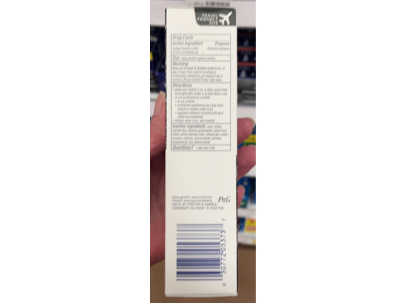 Crest 3D White Charcoal Deep Clean Toothpaste, Invigorating Mint, 2.4 oz/68 g