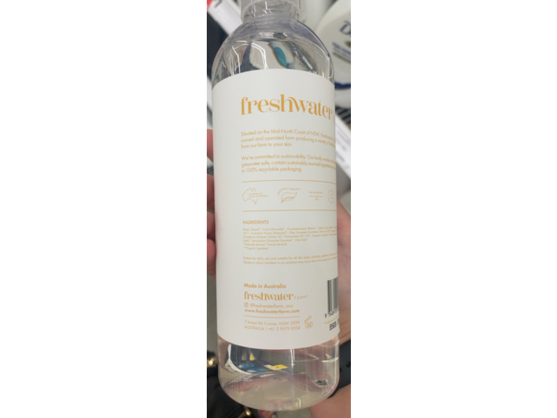 Freshwater Farm Moisturising Body Wash, Coconut Oil + Manuka Honey, 16.9 fl oz/500 mL