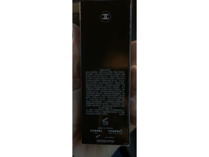 Chanel Radiant Moisture Rich Fluid Foundation, 30 Cendre, 1 fl oz/30 mL