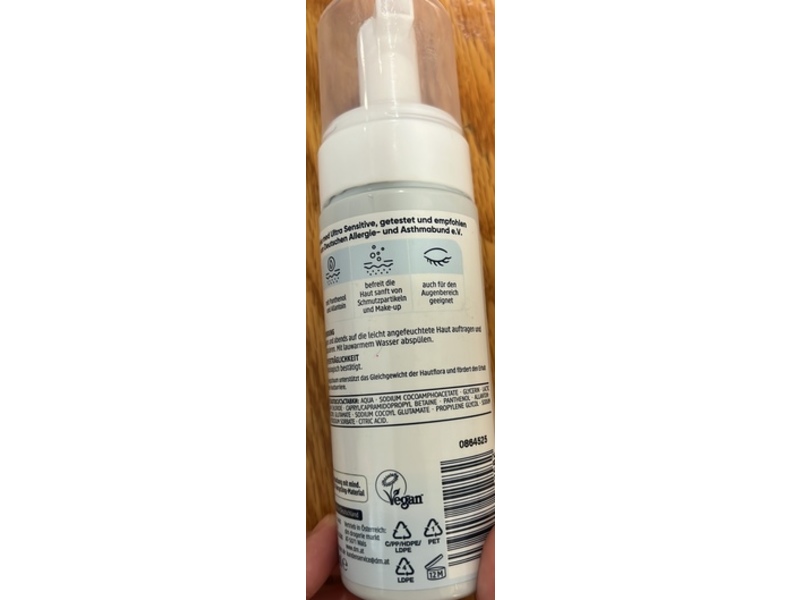 dm Balea Ultra Sensitive Cleansing Foam, 150 mL