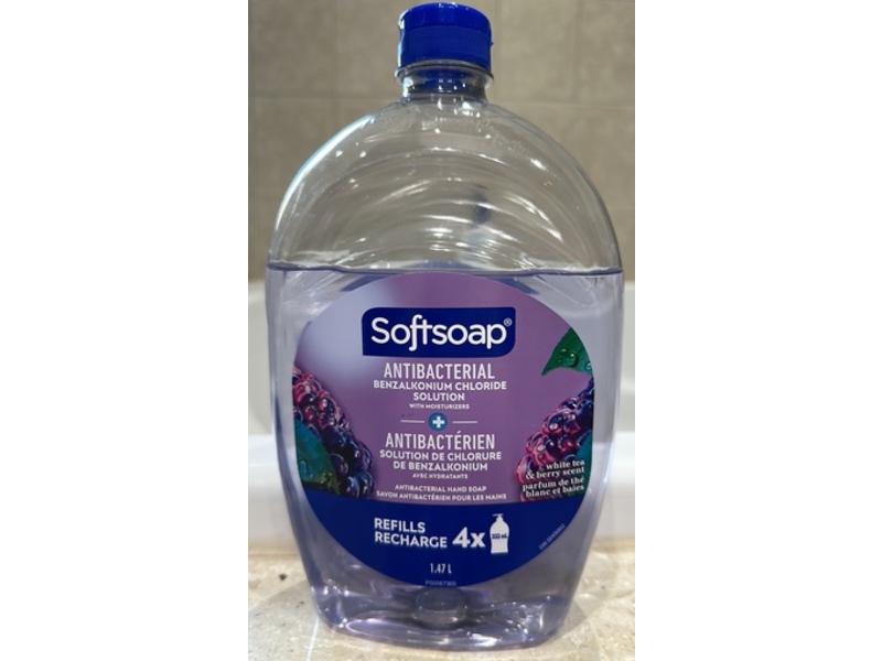 Softsoap Antibacterial Hand Soap, White Tea & Berry Scent, 1.47 L