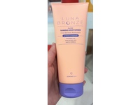 Luna Bronze Glow Tanning Moisturiser, 6.8 fl oz/200 mL - thumbnail 2
