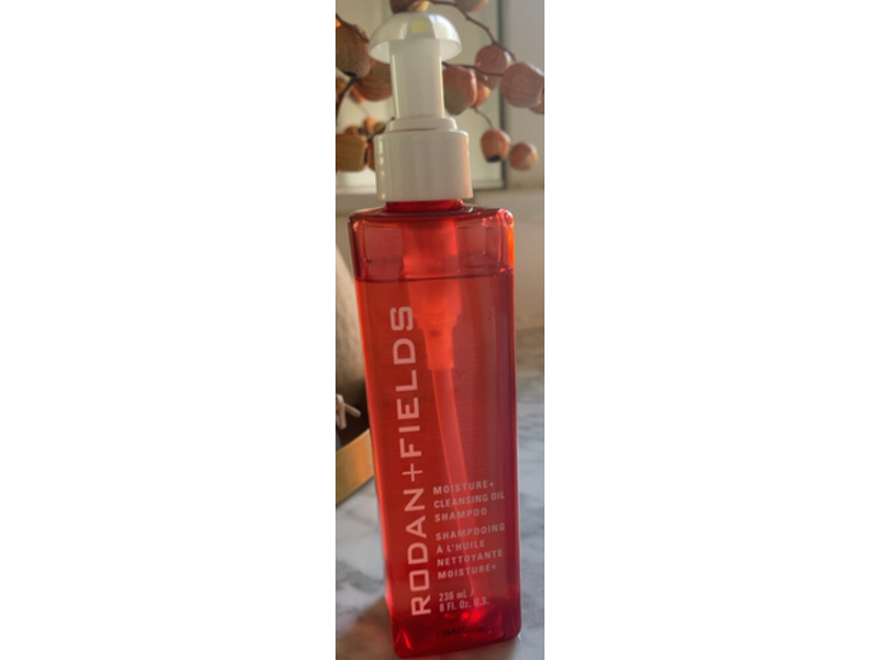 Rodan + Fields Moisture + Cleansing Oil Shampoo, 8 fl oz/236 mL