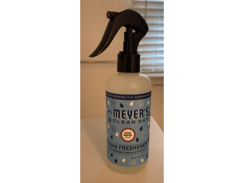 Mrs. Meyer's Clean Day Room Freshener, Rain Water Scent, 8 fl oz/236 mL