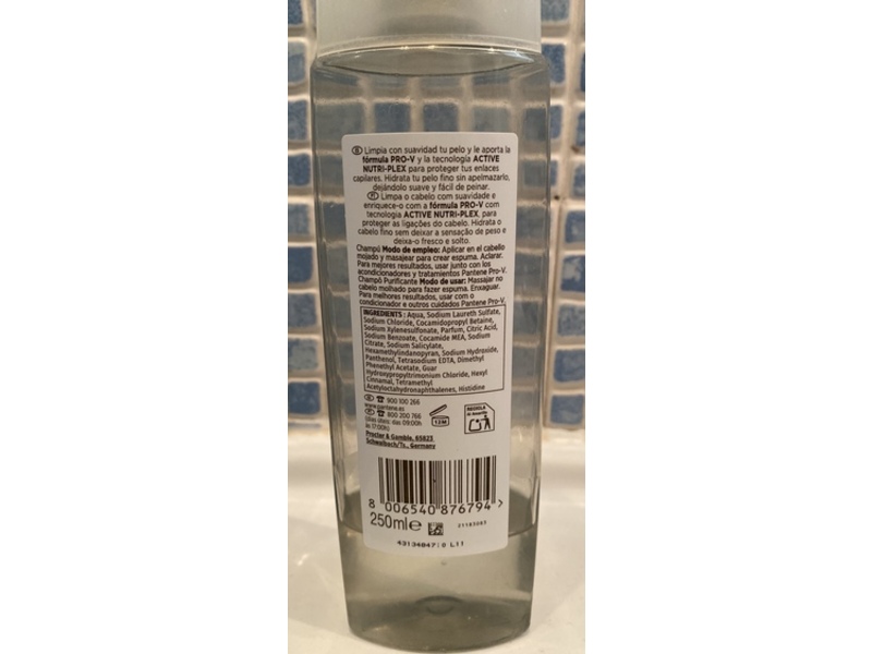 Pantene Pro-V Purifying Shampoo, 250 mL