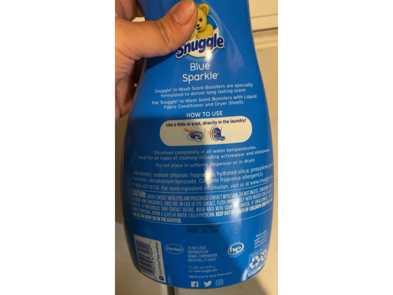 Snuggle In- Wash Scent Booster, Blue Sparkle, 39 oz/1.1 kg