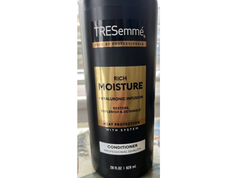 Tresemme Rich Moisture Conditioner, 28 fl oz/828 mL