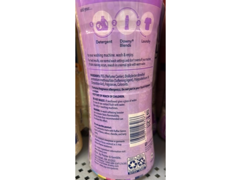 Downy Blends Soft & Fresh Scent Booster, Spring Peony, 24.5 oz/694 g