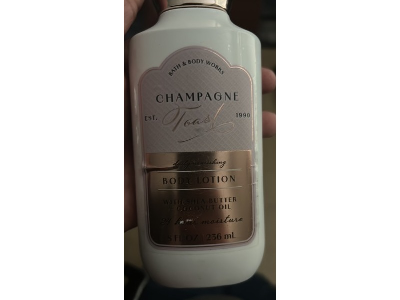 Bath & Body Works Champagne Daily Nourishing Body Lotion, Toast, 8 fl oz/236 mL