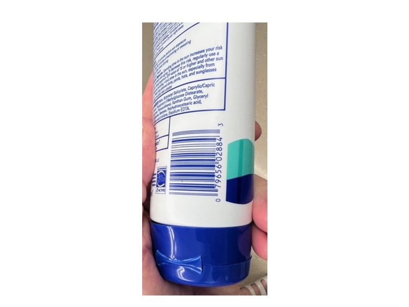 Banana Boat Simply Protect Sensitive Mineral Enriched Sunscreen Lotion, SPF 50+, 6 fl oz/177 mL