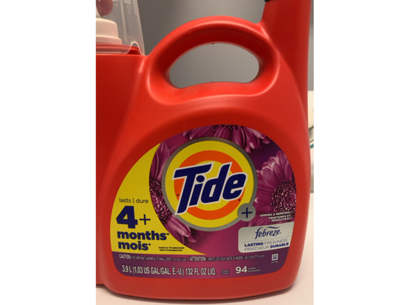 Tide + Febreze Liquid Detergent, Spring & Renewal, 94 Loads, 132 fl oz/3.9 L