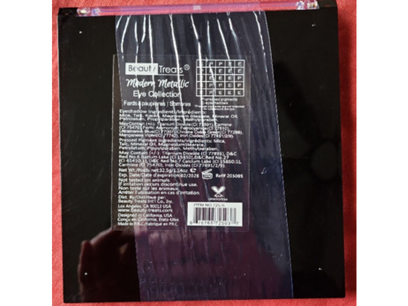 Beauty Treats Modern Metallic Eyeshadow, 1.104 oz/32.5 g