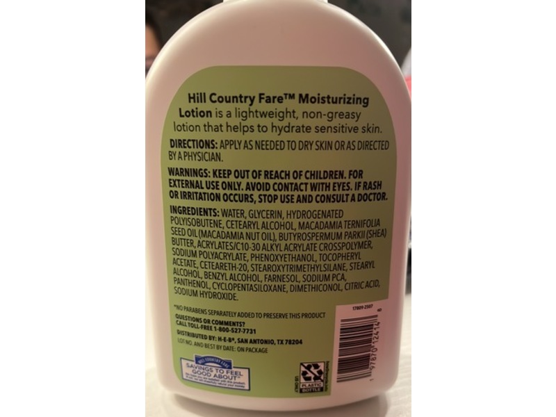 Hill Country Fare Moisturizing Lotion, 16 fl oz/473 mL