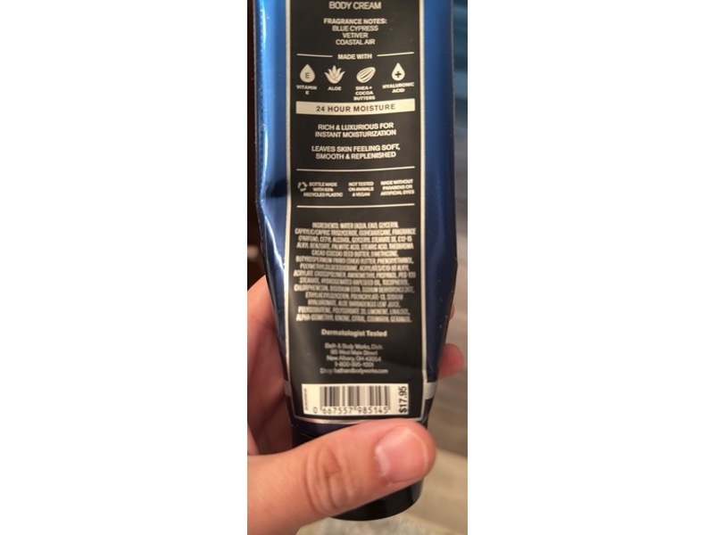 Bath & Body Works Ultimate Hydration Body Cream, Ocean, 8 oz/ 226 g, Pack Of 2