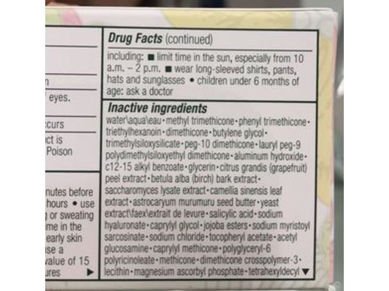 Clinique Even Better Glow Light Reflecting Makeup, SPF 15, 40 Cream Chamois, 1 fl oz/30 mL