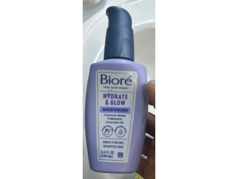 Biore Hydrate & Glow Moisturizer, Coconut Water, 3.4 fl oz/100 mL