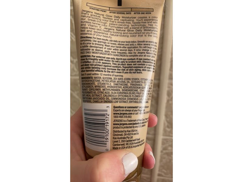 Jergens Natural Glow Daily Moisturizer, Medium To Tan, 5 fl oz/147 mL