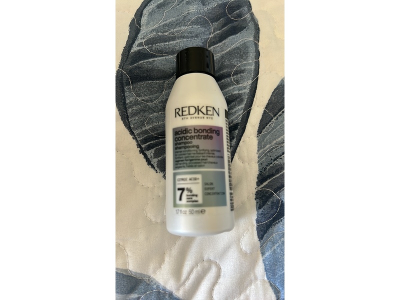 Redken Acidic Bonding Concentrate Shampoo, 1.7 fl oz/50 mL