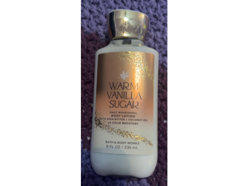 Bath & Body Works Warm Vanilla Sugar Daily Nourishing Body Lotion, Shea Butter + Coconut Oil, 8 fl oz/236 mL