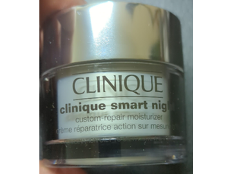 Clinique Smart Night Repair Moisturizer