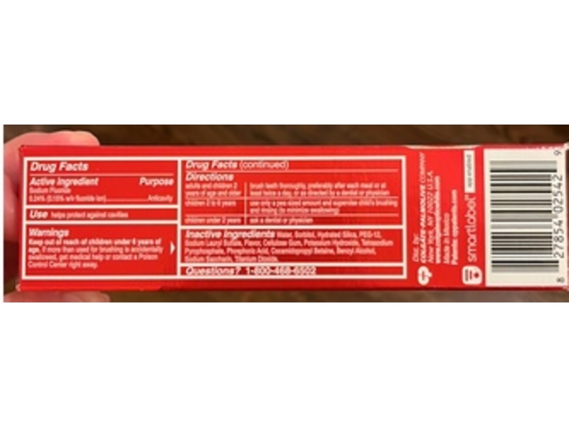 Colgate Optic White Stain Fighter Toothpaste, Clean Mint, 3.8 oz/107 g