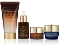 Estée Lauder Holiday Unwrap Your Glow Anti-Wrinkle Gift Set - Image 2