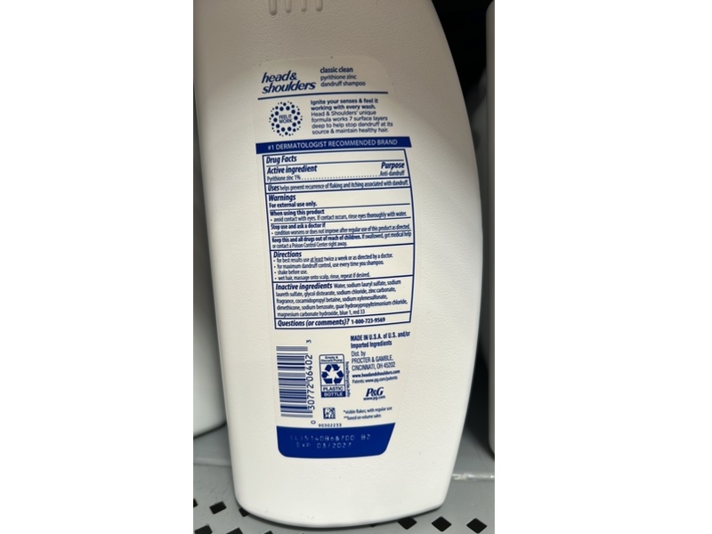 Head & Shoulders Classic Clean Daily Shampoo, 28.2 fl oz/835 mL