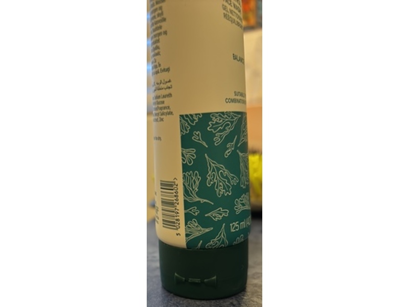 The Body Shop Oil-Control Face Wash, Seaweed, 4.2 fl oz/125 mL