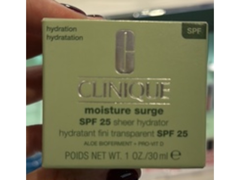 Clinique Moisture Surge Sheer Hydrator, SPF 25, 1 oz/30 mL