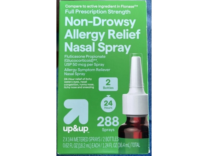 up&up Non-Drowsy Allergy Relief Nasal Spray, 0.62 fl oz/18.2 mL, 2 Count