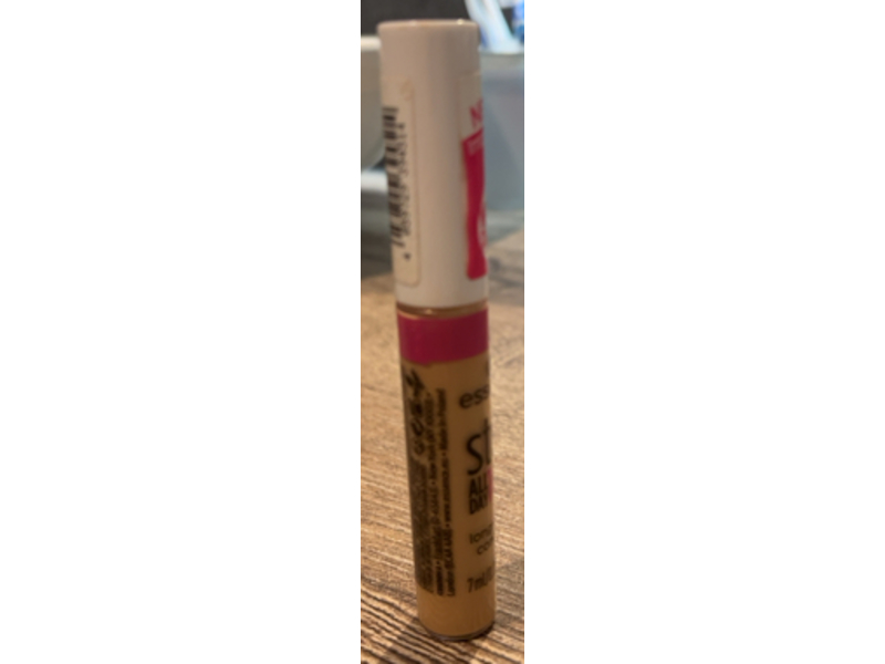 Essence Stay All Day 14h Long-Lasting Concealer, 40 Warm Beige, 0.23 fl oz/7 mL