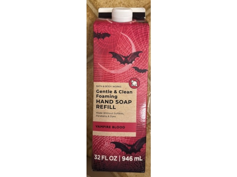 Bath & Body Works Gentle & Clean Foaming Hand Soap, Vampire Blood, 32 fl oz/946 mL