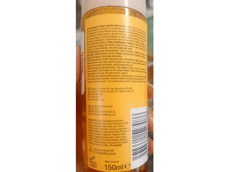 Neutrogena Clear & Soothe Mousse Cleanser, Turmeric, 150 mL